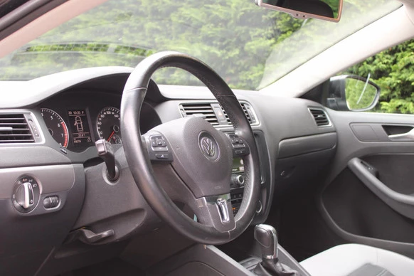 Volkswagen Jetta - Afbeelding 6 van 30