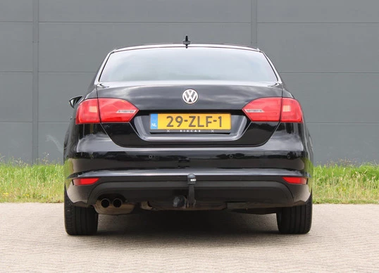 Volkswagen Jetta - Afbeelding 13 van 30