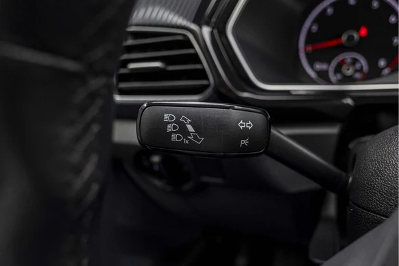 Volkswagen T-Cross - Afbeelding 28 van 30