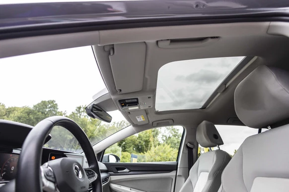 Volkswagen Golf - Afbeelding 21 van 30