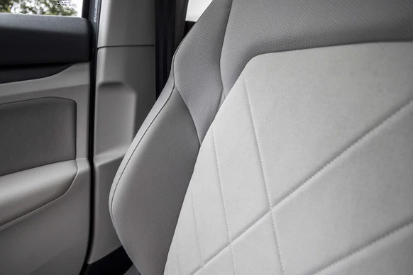 Volkswagen Golf - Afbeelding 24 van 30