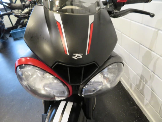 Triumph Speed Triple - Afbeelding 13 van 13