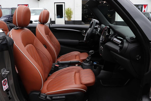 MINI Cooper Cabrio - Afbeelding 13 van 30