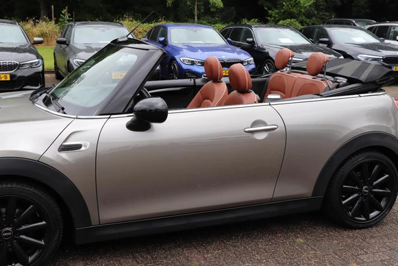 MINI Cooper Cabrio - Afbeelding 17 van 30