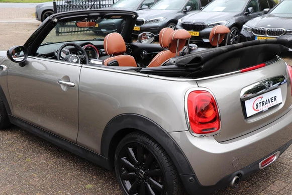 MINI Cooper Cabrio - Afbeelding 18 van 30