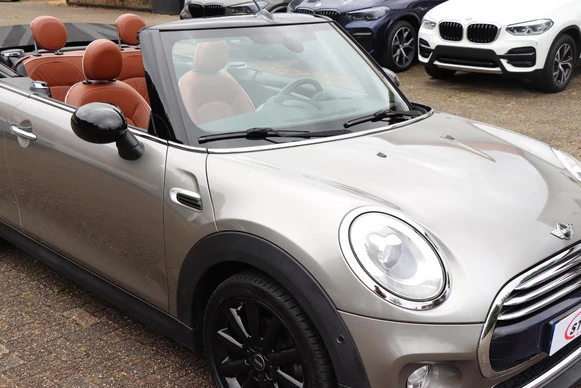 MINI Cooper Cabrio - Afbeelding 22 van 30