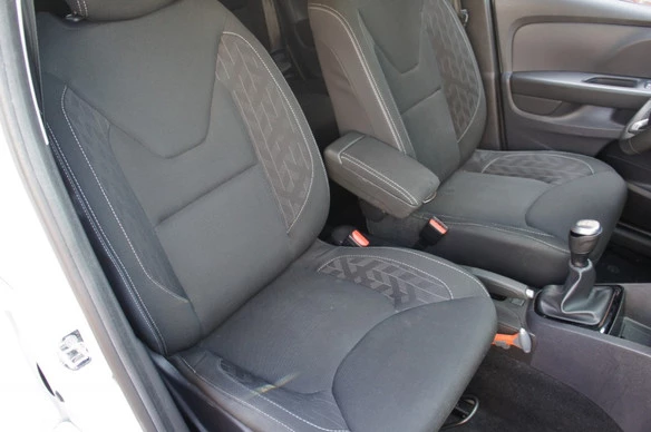 Renault Clio - Afbeelding 18 van 29