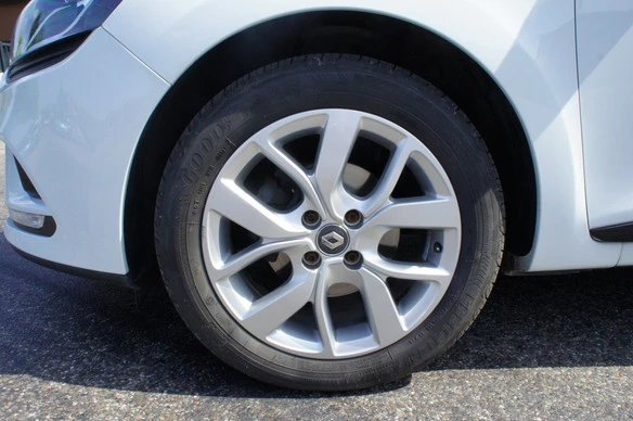 Renault Clio - Afbeelding 22 van 29