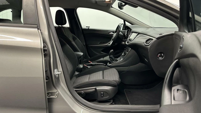 Opel Astra - Afbeelding 13 van 30