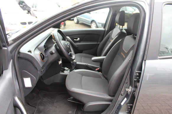 Dacia Logan - Afbeelding 6 van 29