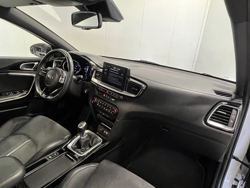 Kia Ceed - Afbeelding 22 van 30