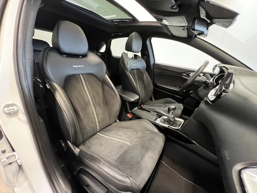 Kia Ceed - Afbeelding 23 van 30