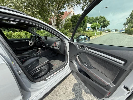 Audi RS3 - Afbeelding 23 van 30