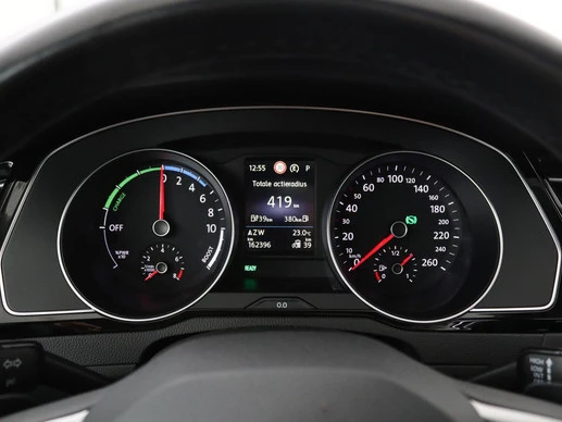 Volkswagen Passat - Afbeelding 18 van 30