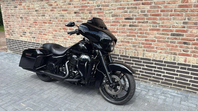 Harley-Davidson Street Glide - Afbeelding 7 van 23