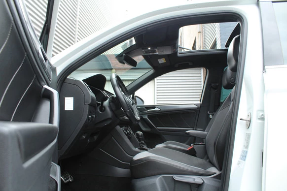 Volkswagen Tiguan - Afbeelding 9 van 30