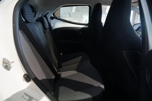 Toyota Aygo - Afbeelding 17 van 30