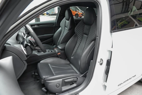 Audi RS3 - Afbeelding 23 van 30