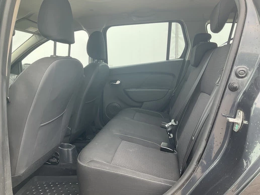 Dacia Logan - Afbeelding 9 van 30