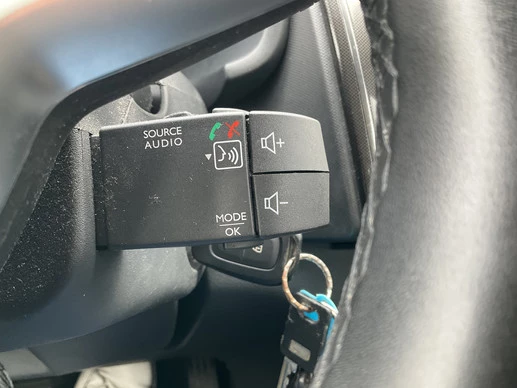 Dacia Logan - Afbeelding 27 van 30