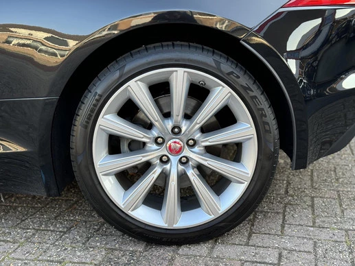 Jaguar F-Type - Afbeelding 14 van 30