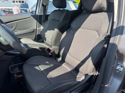 Renault Grand Scénic - Afbeelding 9 van 17