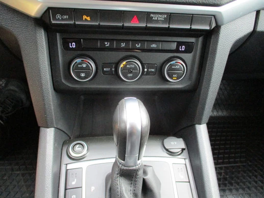 Volkswagen Amarok - Afbeelding 13 van 23
