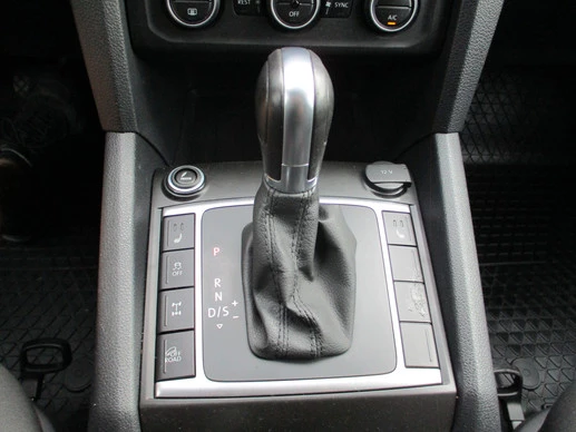 Volkswagen Amarok - Afbeelding 14 van 23