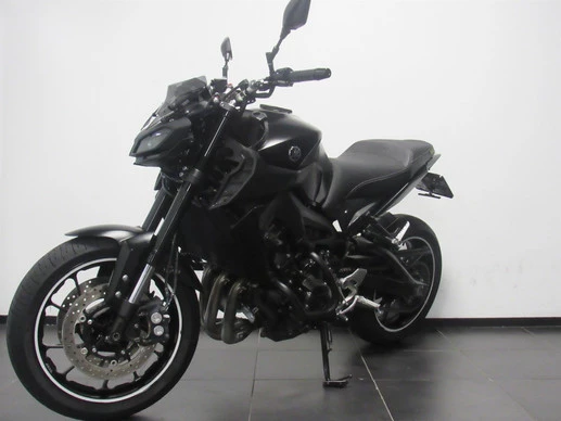 Yamaha MT 09 - Afbeelding 3 van 8