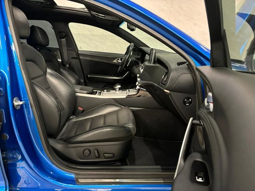 Kia Stinger - Afbeelding 9 van 30