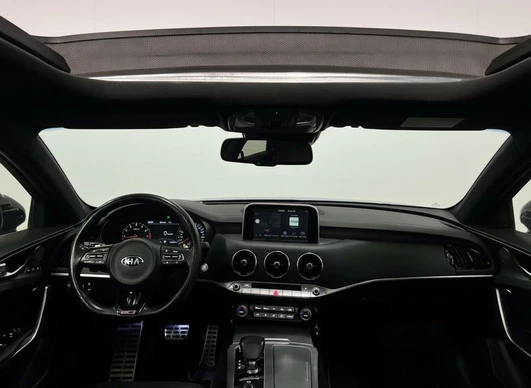 Kia Stinger - Afbeelding 12 van 30