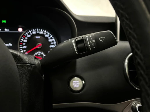 Kia Stinger - Afbeelding 27 van 30