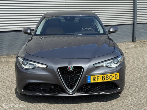 Alfa Romeo Giulia - Afbeelding 3 van 23