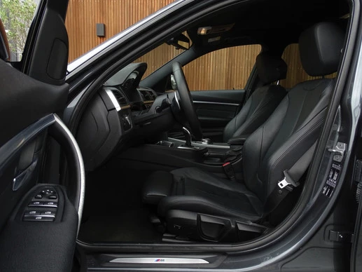 BMW 3 Serie - Afbeelding 14 van 30