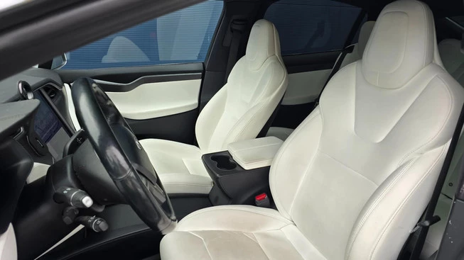 Tesla Model X - Afbeelding 6 van 6