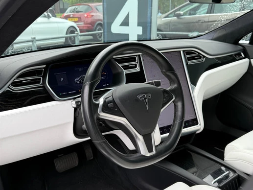 Tesla Model S - Afbeelding 3 van 15