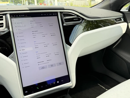Tesla Model S - Afbeelding 15 van 30
