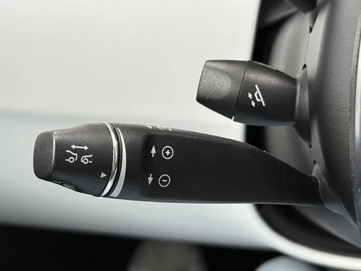 Tesla Model S - Afbeelding 25 van 30