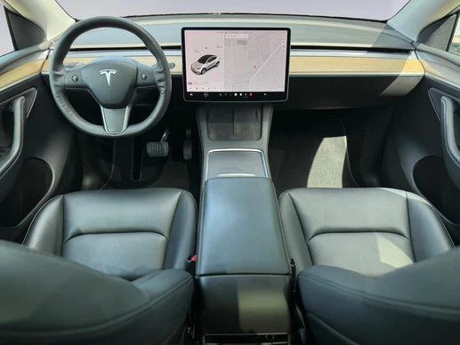 Tesla Model Y - Afbeelding 2 van 29