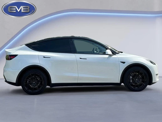 Tesla Model Y - Afbeelding 24 van 29