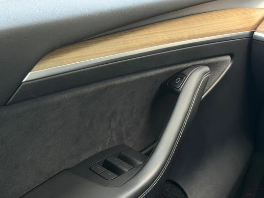 Tesla Model Y - Afbeelding 27 van 29