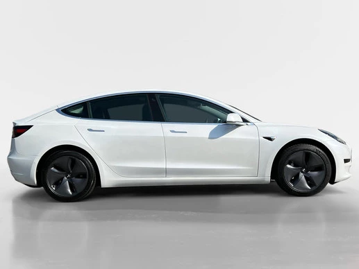 Tesla Model 3 - Afbeelding 7 van 21
