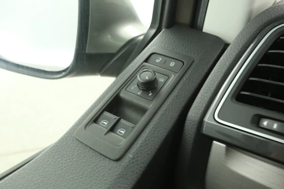 Volkswagen Transporter - Afbeelding 27 van 30