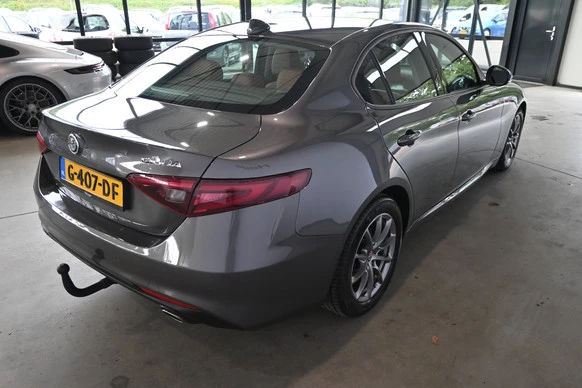 Alfa Romeo Giulia - Afbeelding 13 van 30