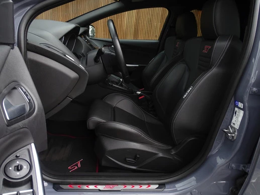 Ford Focus - Afbeelding 15 van 30