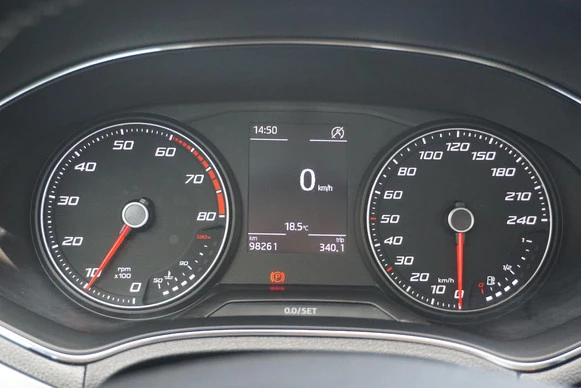 SEAT Arona - Afbeelding 6 van 30