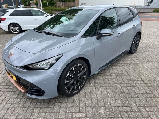 CUPRA Born - Afbeelding 1 van 17