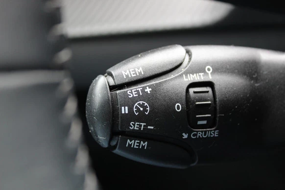 Peugeot e-208 - Afbeelding 21 van 30