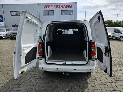 Peugeot Partner - Afbeelding 15 van 30