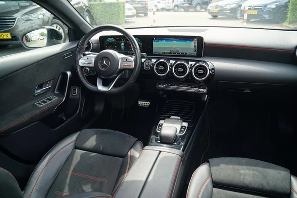 Mercedes-Benz A-Klasse - Afbeelding 3 van 30